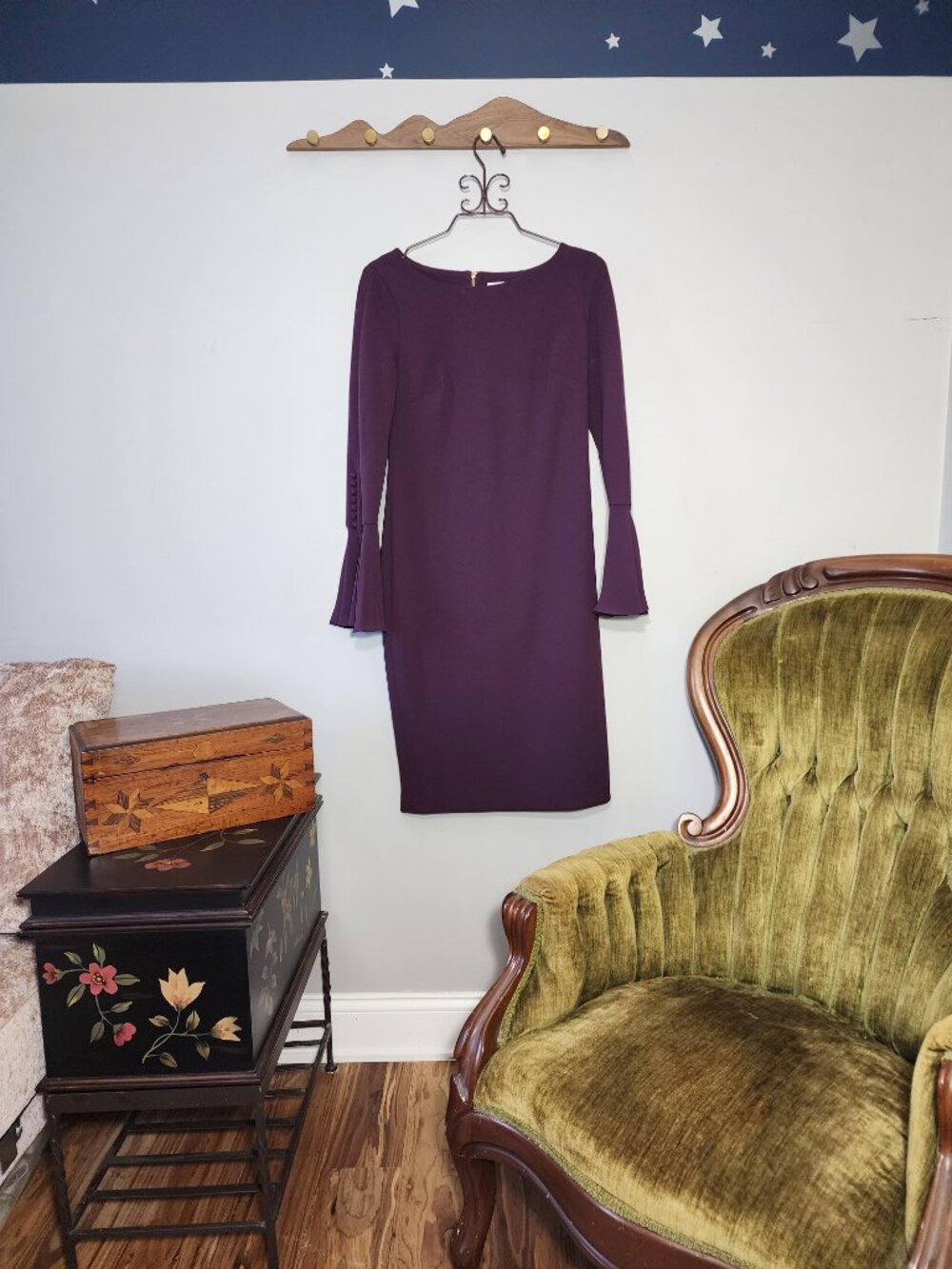 Calvin Klein Plum Purple Bell Sleeve Sheath Dress Gold Zip